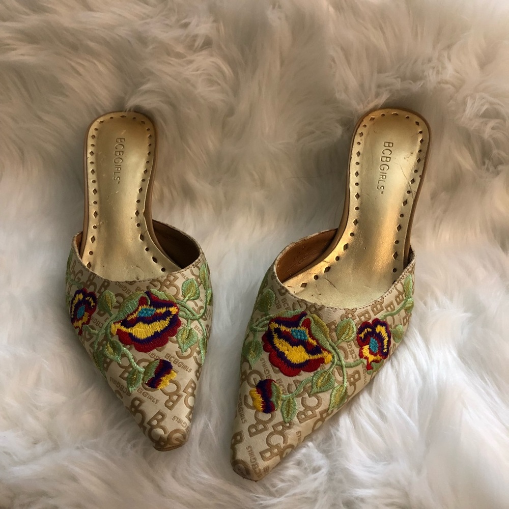 BCBGirls 9B Mule